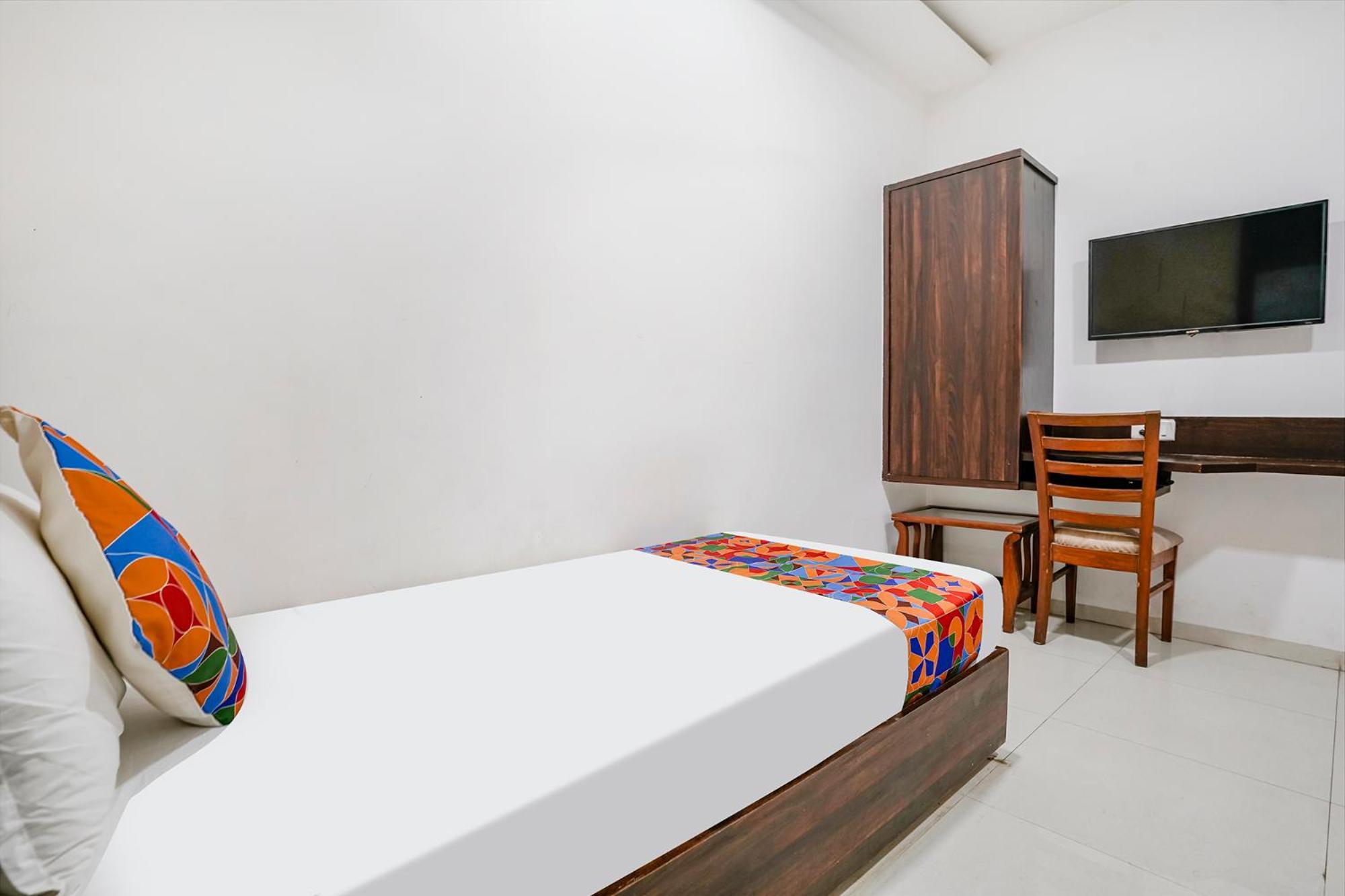 Fabhotel Elvis Inn - Nr Mumbai International Airport Buitenkant foto