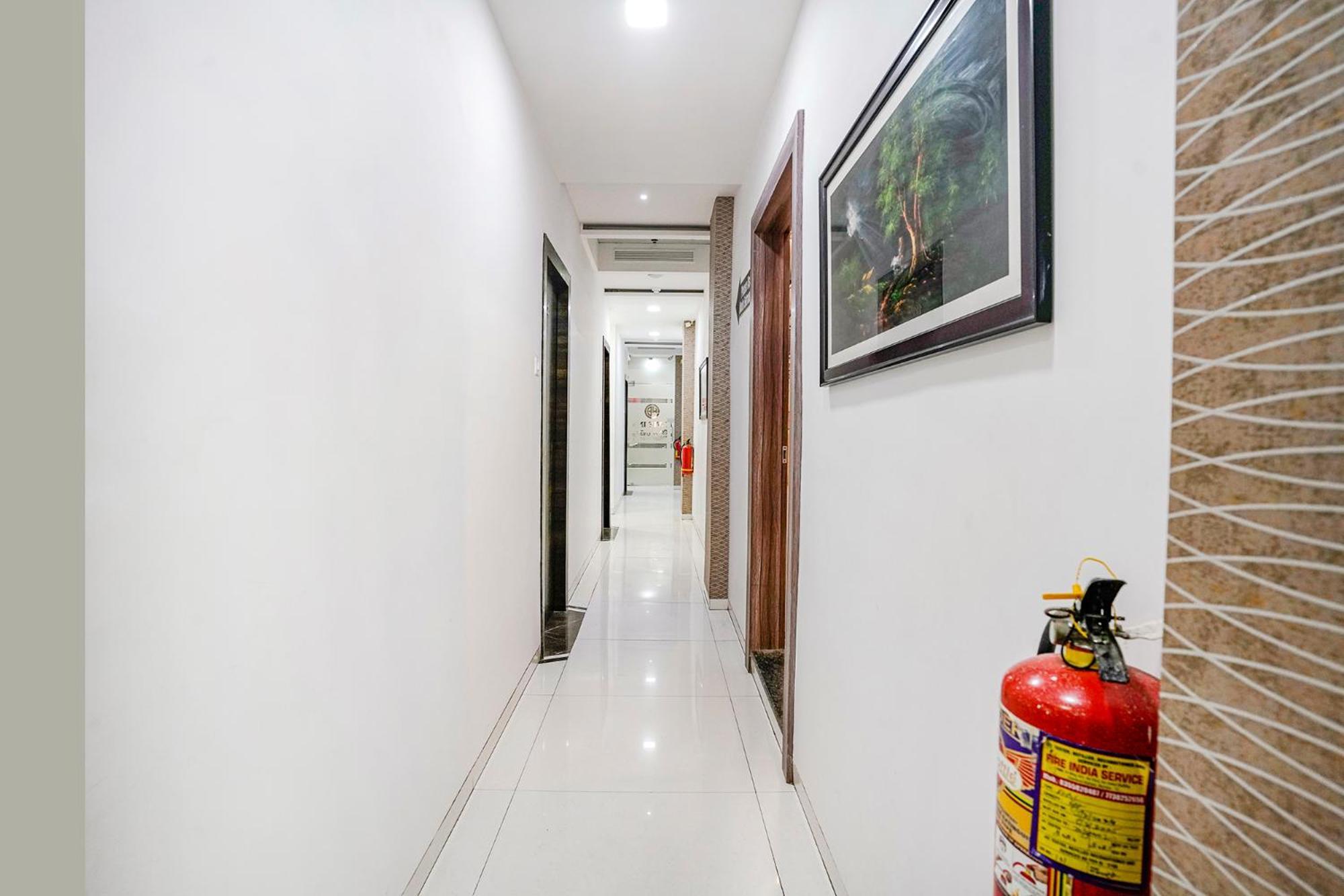 Fabhotel Elvis Inn - Nr Mumbai International Airport Buitenkant foto